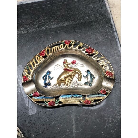 Vintage Little America Wyoming Tin Plate Embossed Ashtray Catch All Americana Ki - Picture 5 of 16